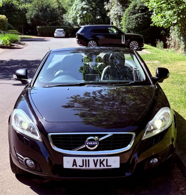 Volvo C70 2.5 T5 Se Lux Black #3