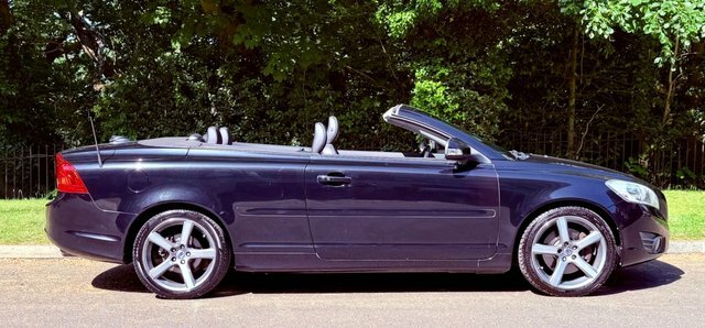 Volvo C70 2.5 T5 Se Lux Black #2