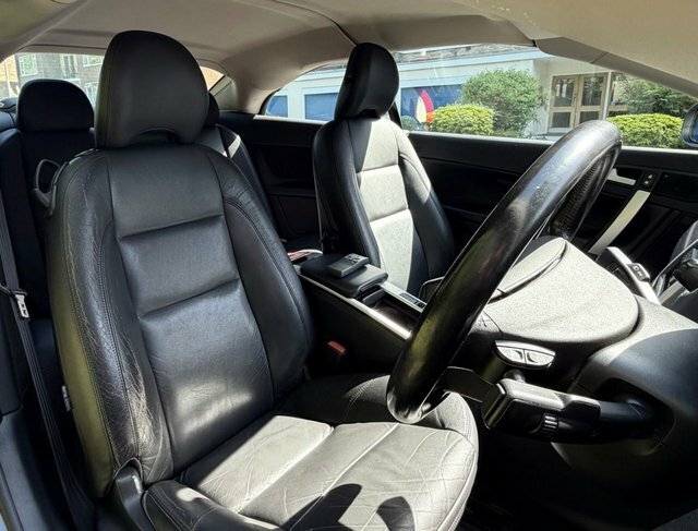 Volvo C70 D3 Se Lux Silver #28