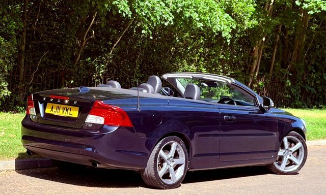Volvo C70 2.5 T5 Se Lux Black #4
