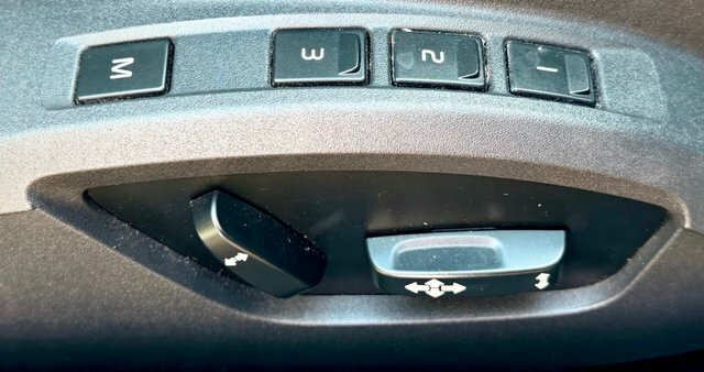 Volvo C70 D3 Se Lux Silver #30