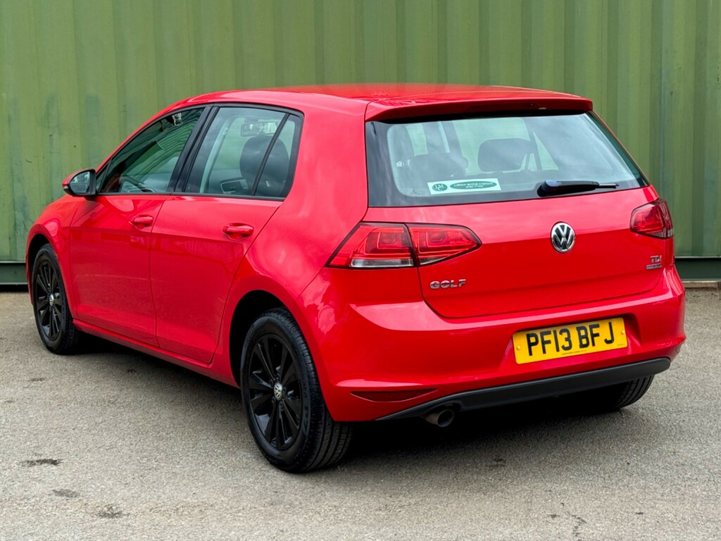Volkswagen Golf 1.6 Tdi Bluemotion Tech Se Hatchback Ma PF13BFJ Red #2