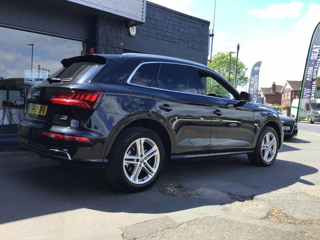 Audi Q5 Tdi S Line Suv YP67OFA Black #4