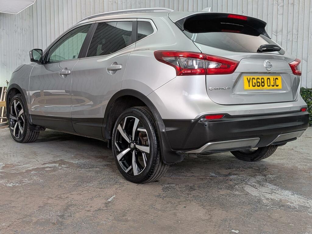Nissan Qashqai 1.3 Dig-t Tekna Euro 6 Ss YG68OJC #2
