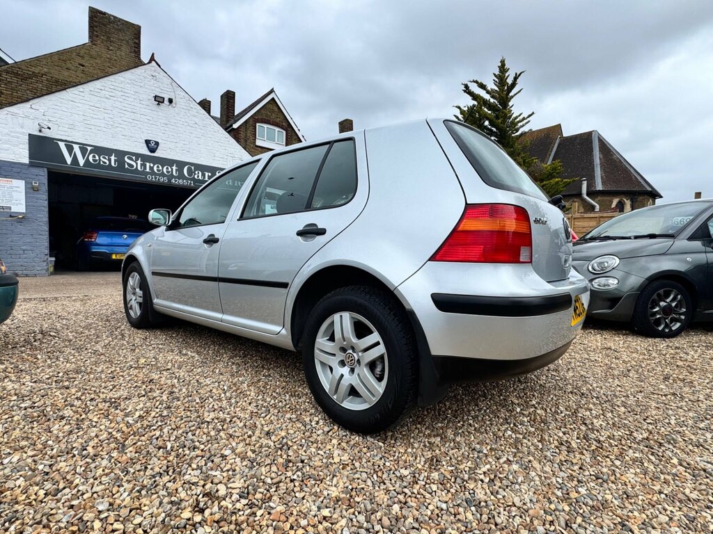 Volkswagen Golf 2.0 Gti Black #4
