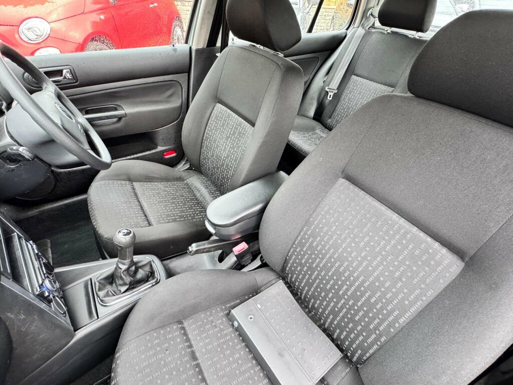Volkswagen Golf 2.0 Gti Black #35