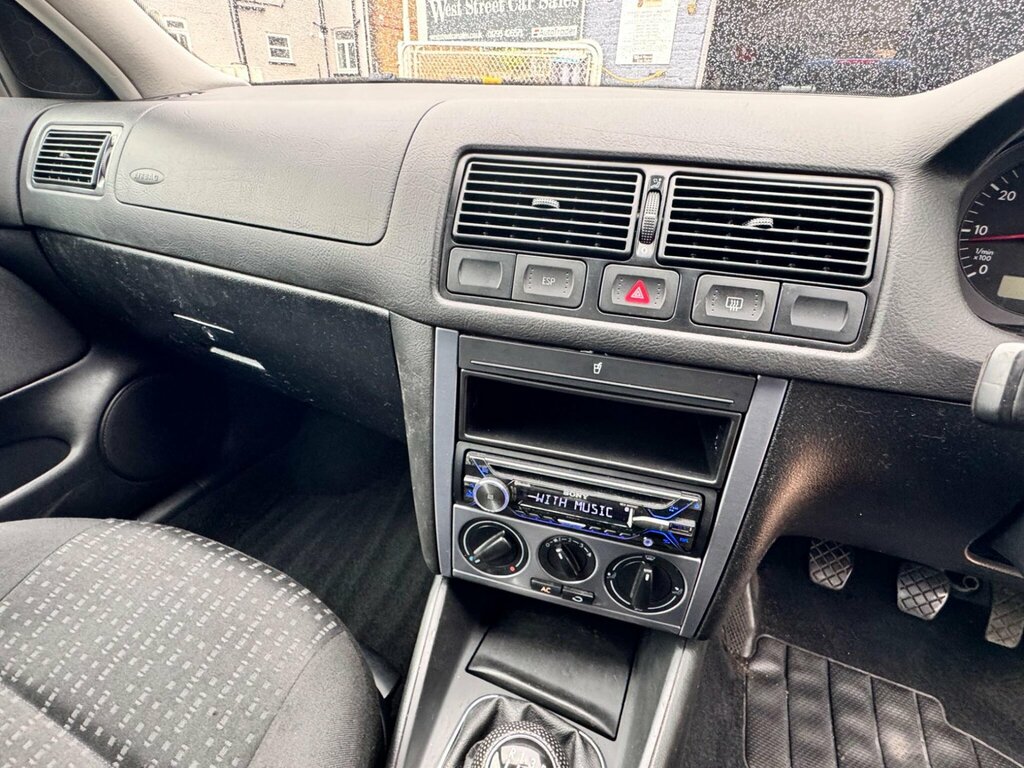 Volkswagen Golf 2.0 Gti Black #14