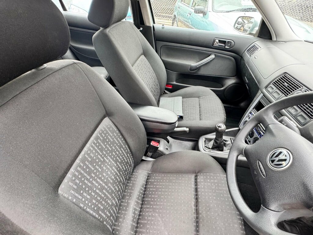 Volkswagen Golf 2.0 Gti Black #17