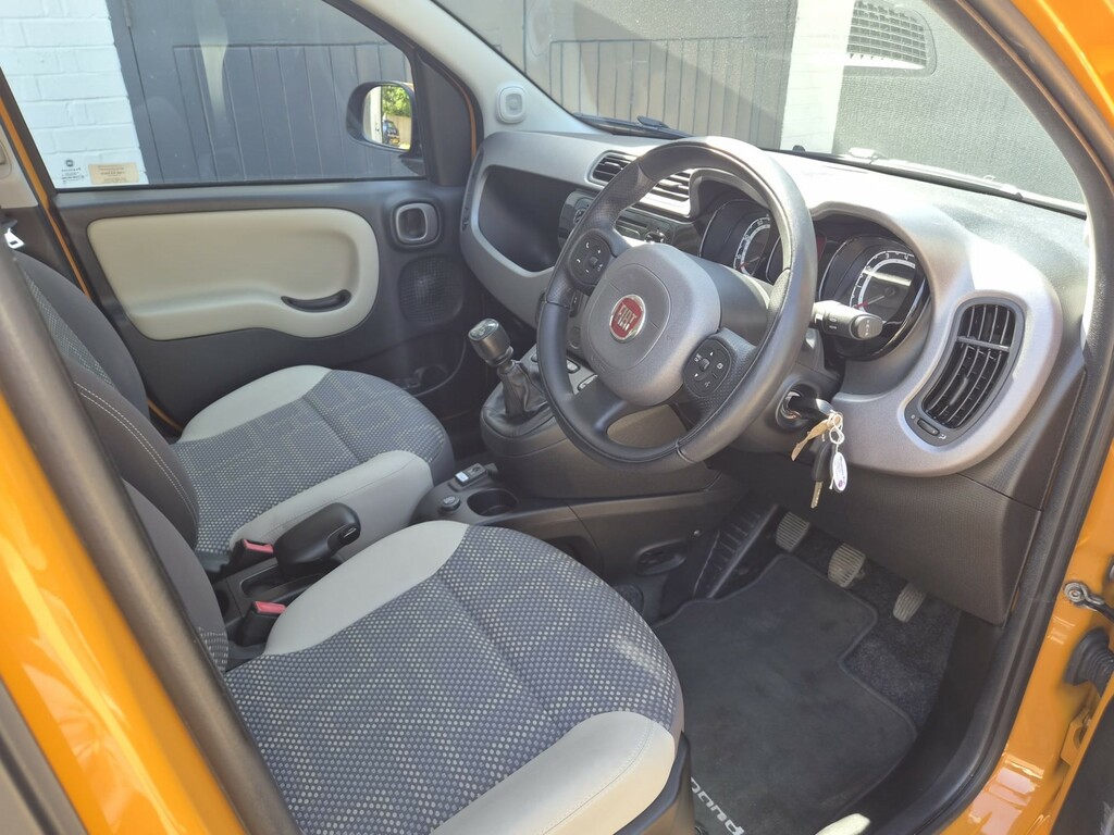Fiat Panda 0.9 Twinair 4X4 Hatchback Euro 5 Red #4