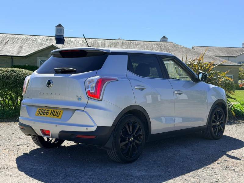SsangYong Tivoli 1.6 D Elx - 2016 66 Silver #5