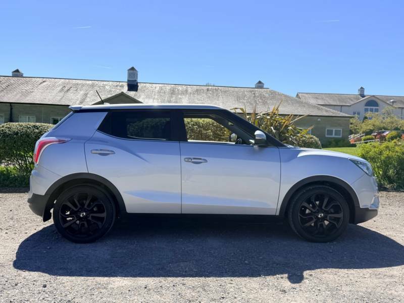 SsangYong Tivoli 1.6 D Elx - 2016 66 Silver #6