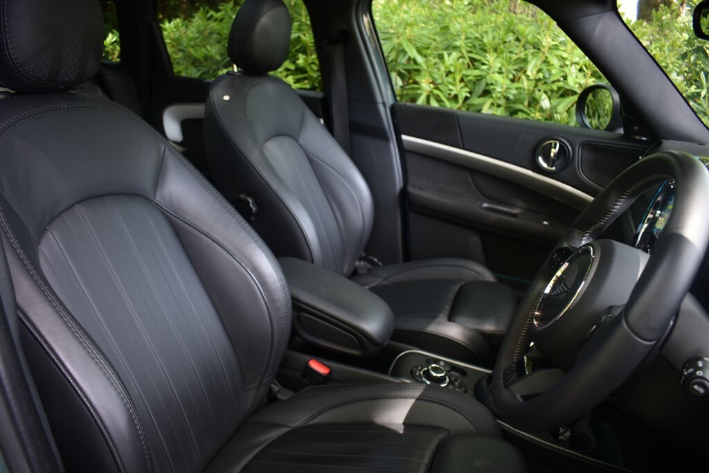 Mini Hatch 2.0 L Cooper S Exclusivepanoramic Sunroof LV23FLW Green #2