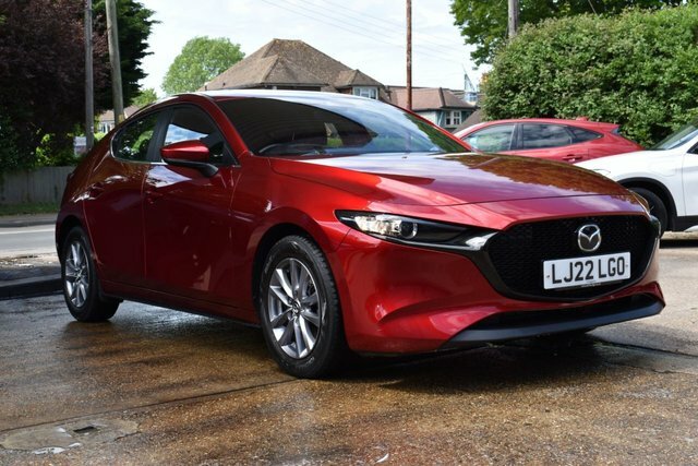 Mazda 3 2.0 E-skyactiv-g Mhev Se-l Hatchback Ma Red