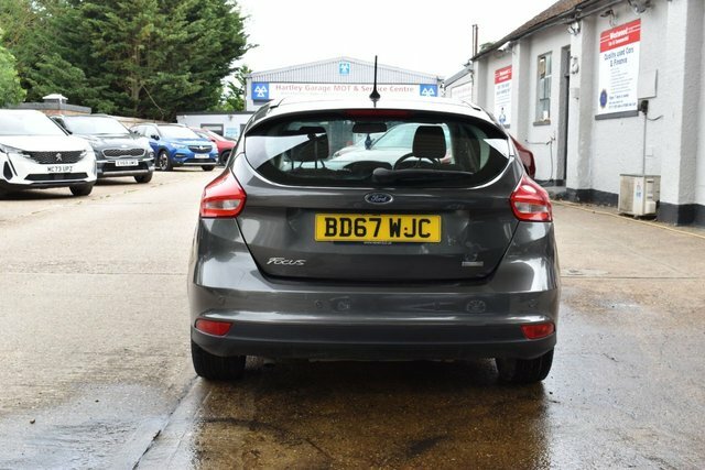 Ford Focus 1.0T Ecoboost Titanium Hatchback BD67WJC Grey #6