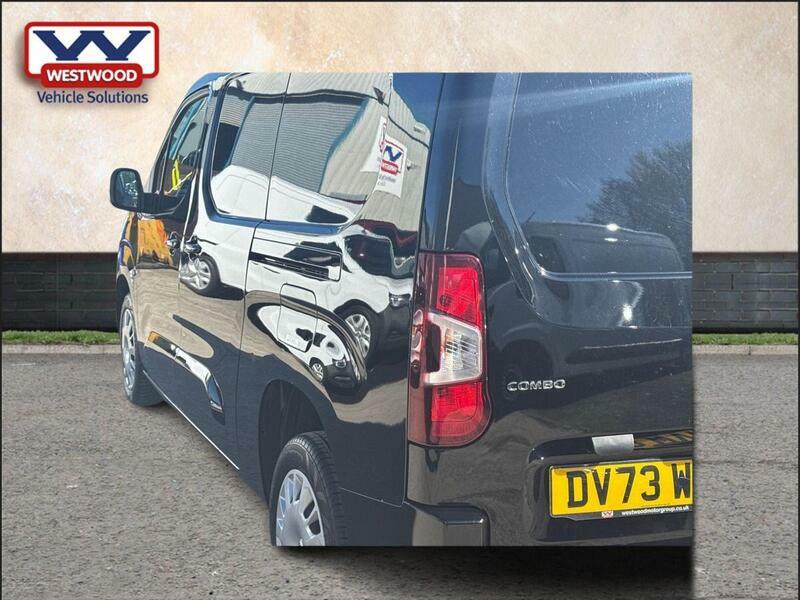 Vauxhall Combo Diesel Black #5