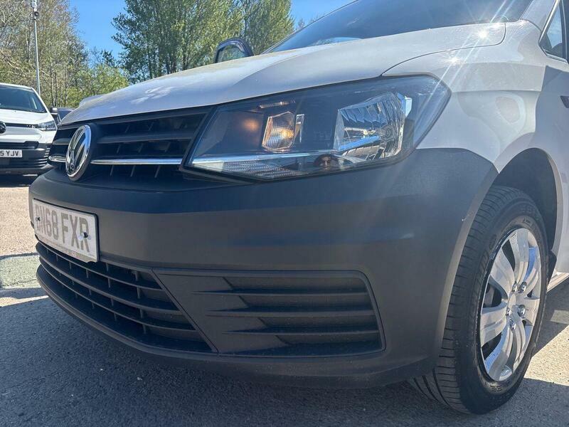 Volkswagen Caddy 2.0 Tdi Bluemotion Tech 102Ps Highline Nav Black #62