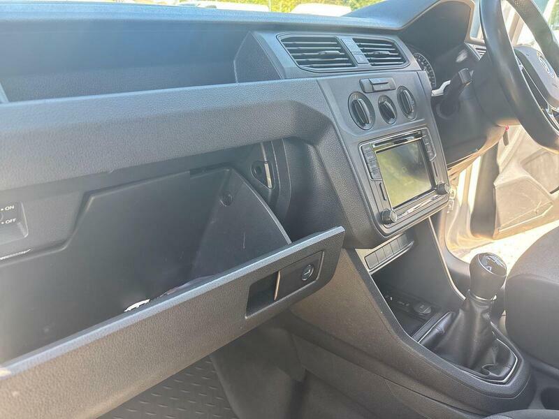 Volkswagen Caddy 2.0 Tdi Bluemotion Tech 102Ps Highline Nav Black #83