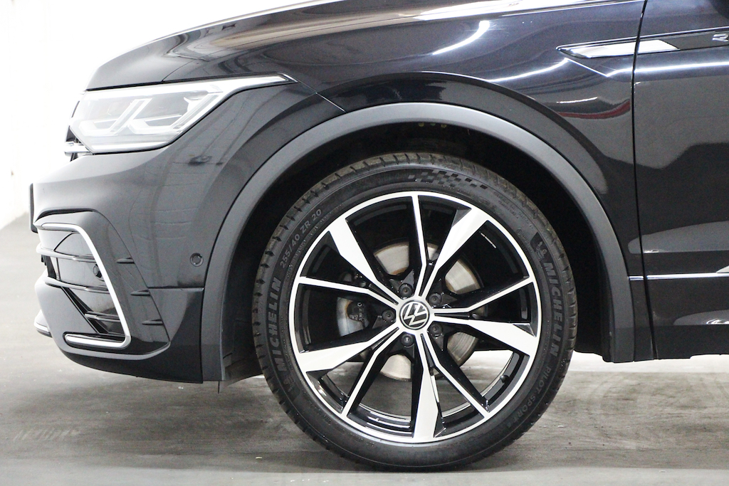 Volkswagen Tiguan Tsi R-line 150 Stunning, Finance From 8.9 Apr, MW23XBC Black #3