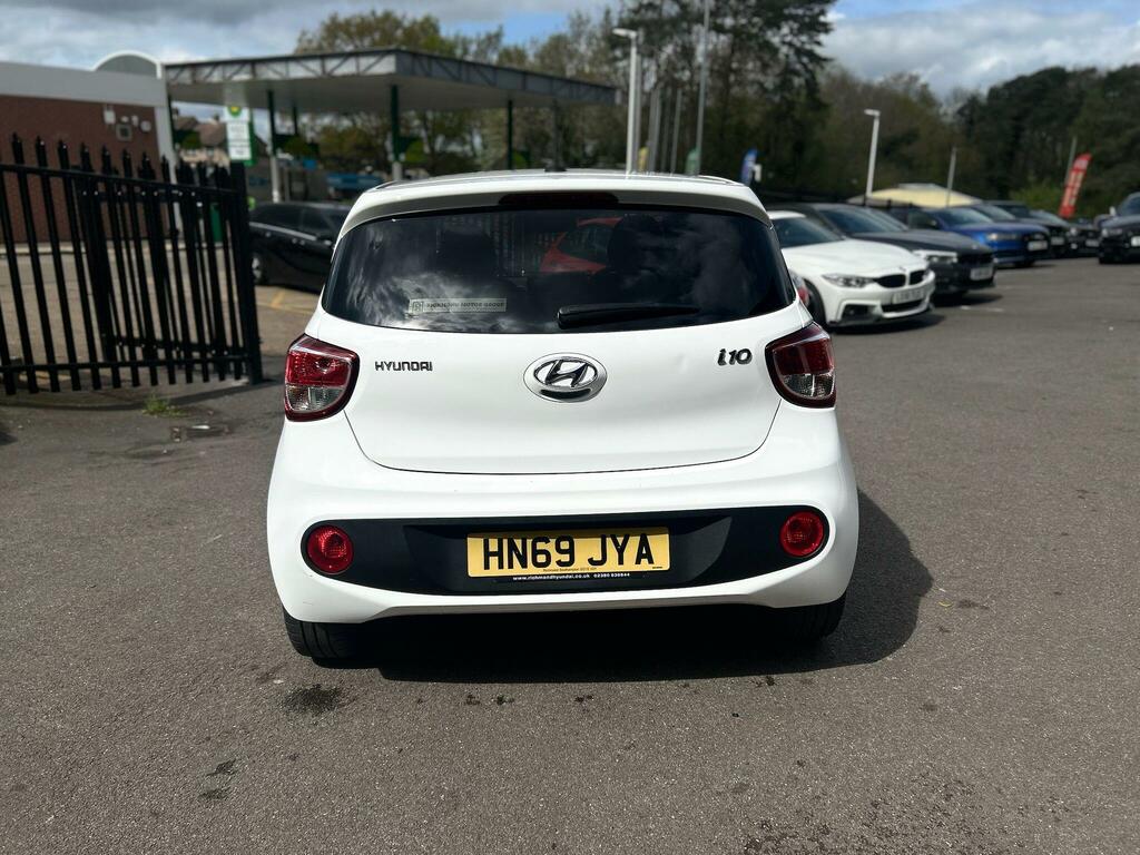 Hyundai I10 1.0 Play Euro 6 HN69JYA White #6