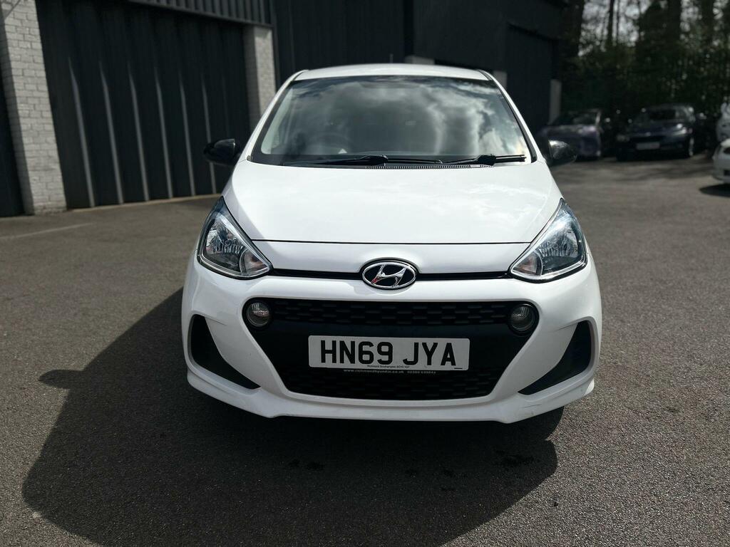 Hyundai I10 1.0 Play Euro 6 HN69JYA White #2