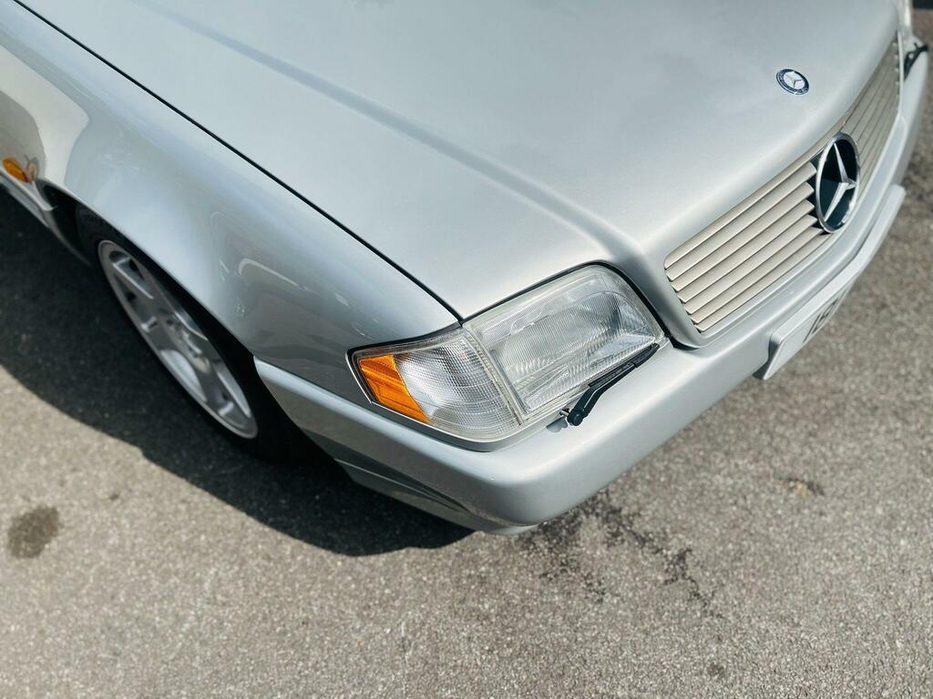 Mercedes-Benz SL Class Blue #31