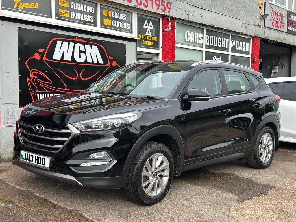 Hyundai Tucson Suv 1.7 Crdi Blue Drive Se Euro 6 Ss 2015 JA13HOD Black #2