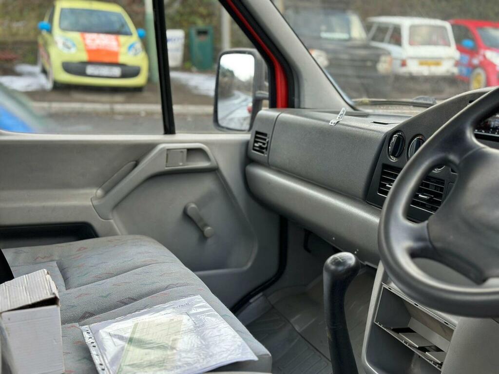 Volkswagen  Euro 4 Silver #34