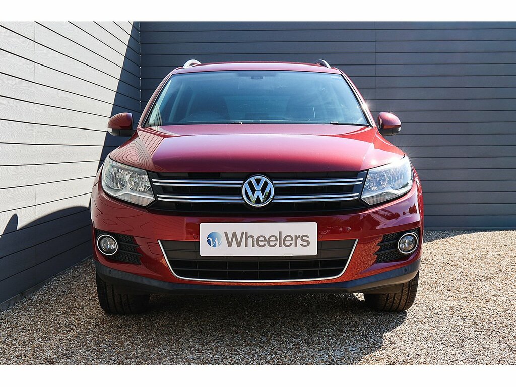 Volkswagen Tiguan Tdi Bluemotion Tech Match Red #4