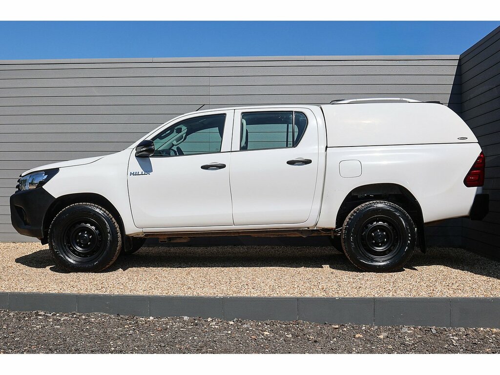 Toyota HILUX D-4d Active White #5