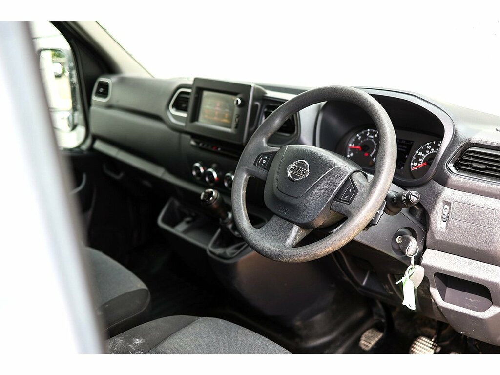 Nissan InterStar Dci 35 Tekna Grey #2