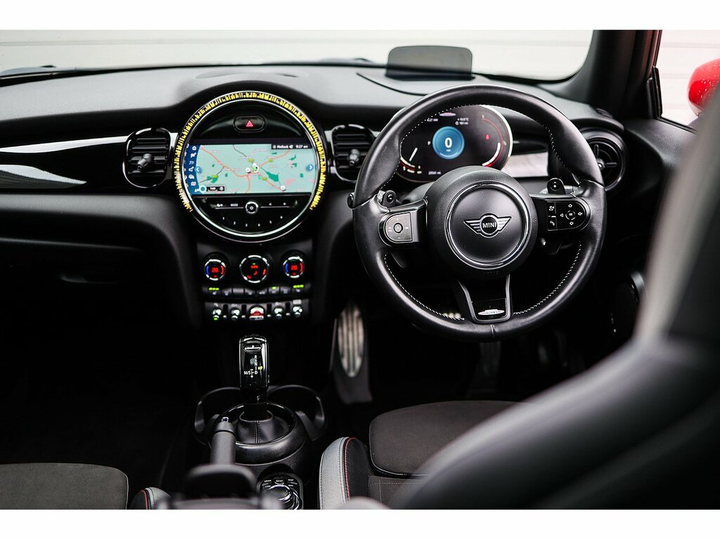 Mini Hatch John Cooper Works RO71POA White #2