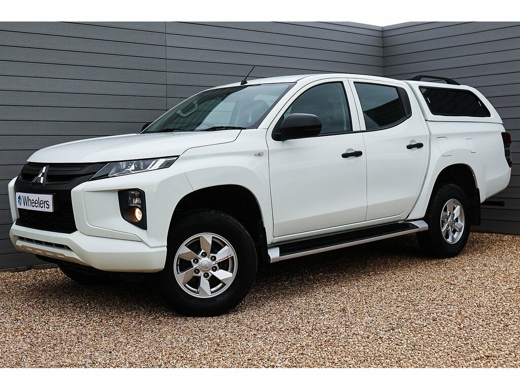 Mitsubishi L200 Di-d Dc 4Life White