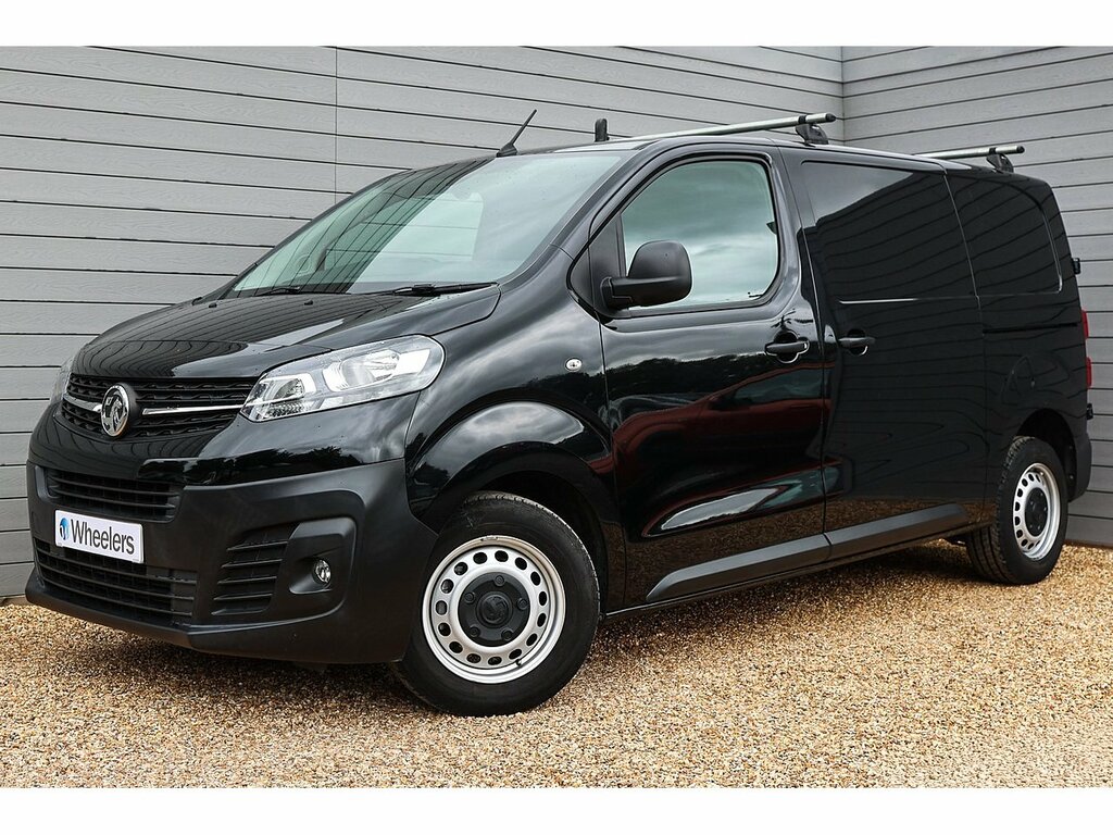 Vauxhall Vivaro Turbo D 2900 Dynamic Black