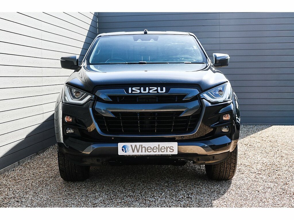 Isuzu D-Max Td V-cross Black #4