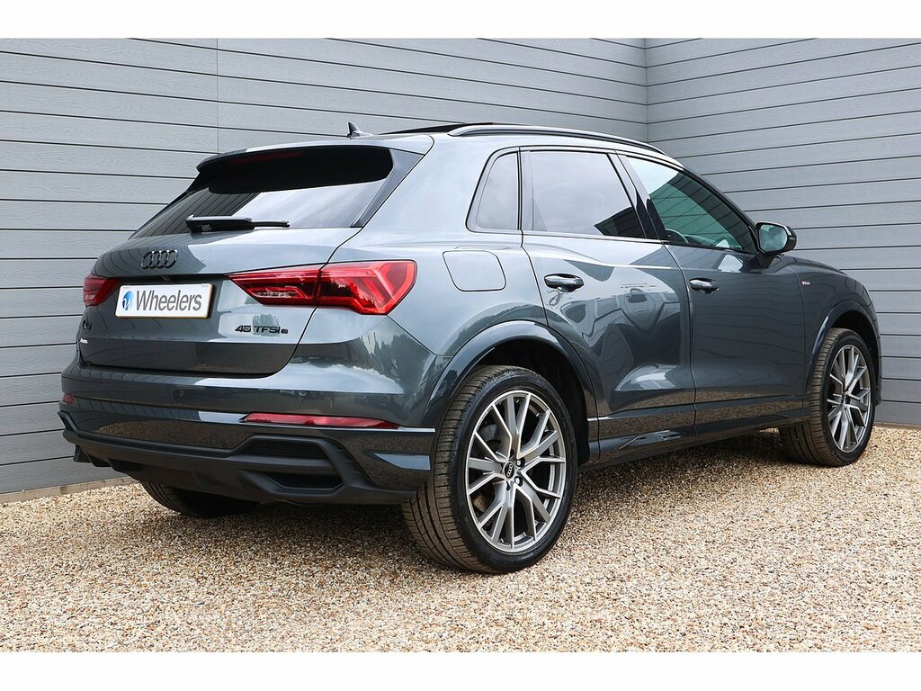 Audi Q3 Tfsie Black Edition YA73LUE Grey #3