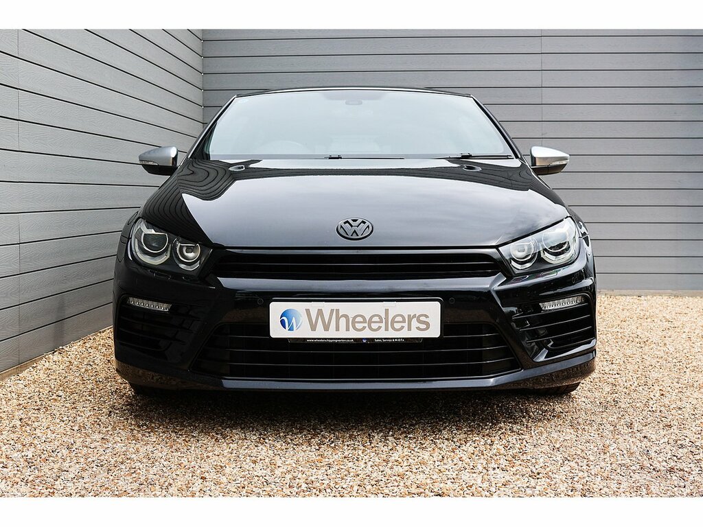 Volkswagen Scirocco Tsi Bluemotion Tech R Black #4