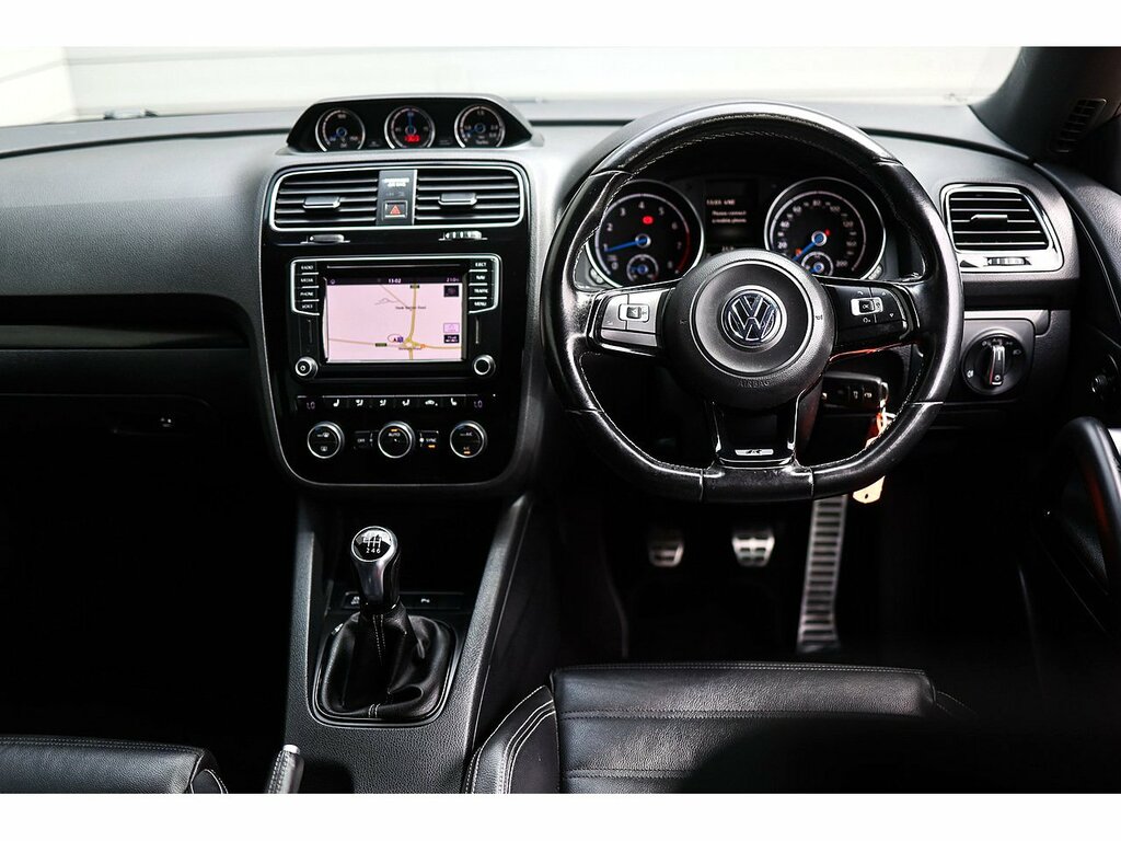 Volkswagen Scirocco Tsi Bluemotion Tech R Black #2