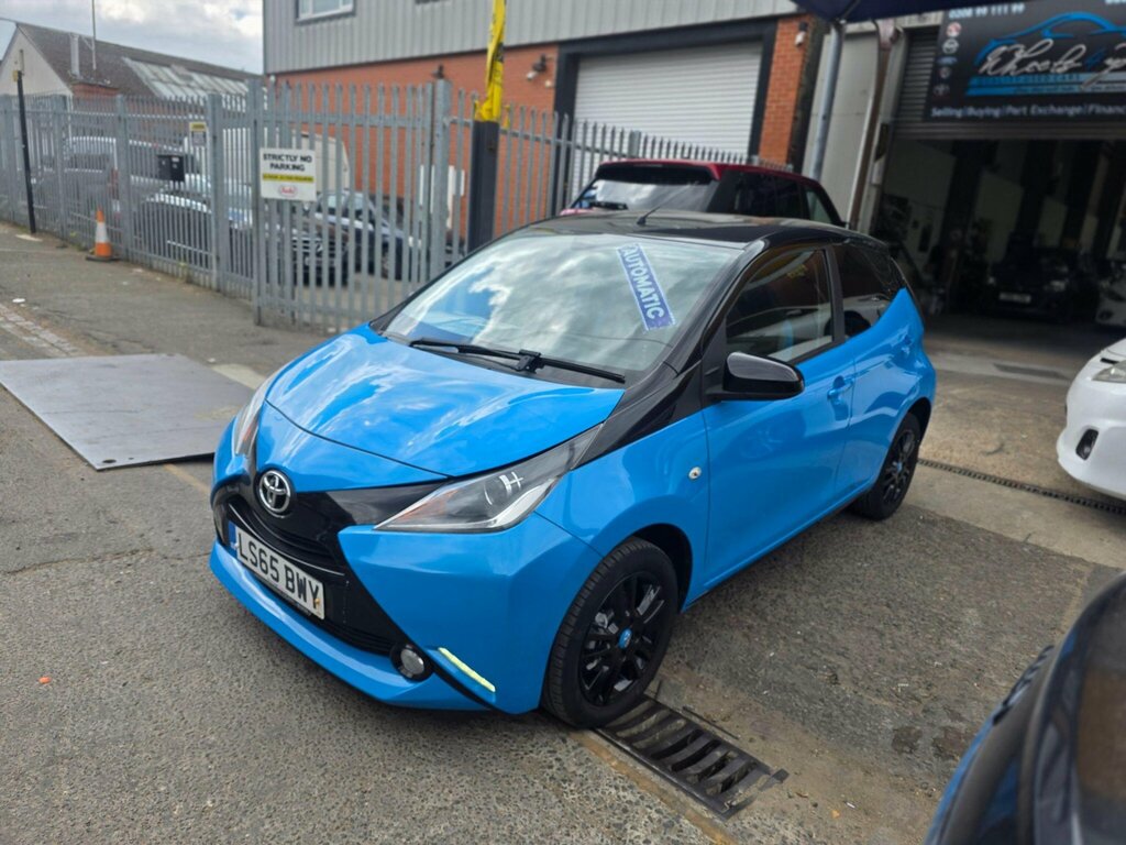 Toyota Aygo 1.0 Vvt-i X-cite X-shift Euro 6 LS65BWY Blue #3