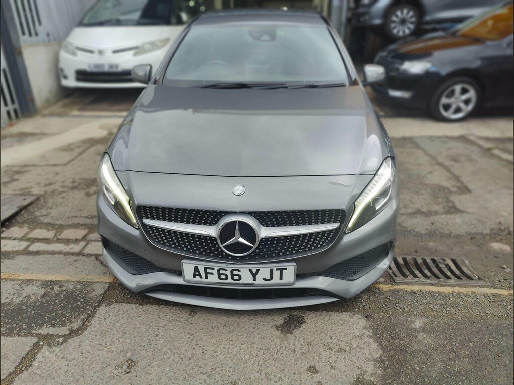 Mercedes-Benz A Class 1.5 A180d Amg Line Premium Euro 6 Ss AF66YJT Grey #3