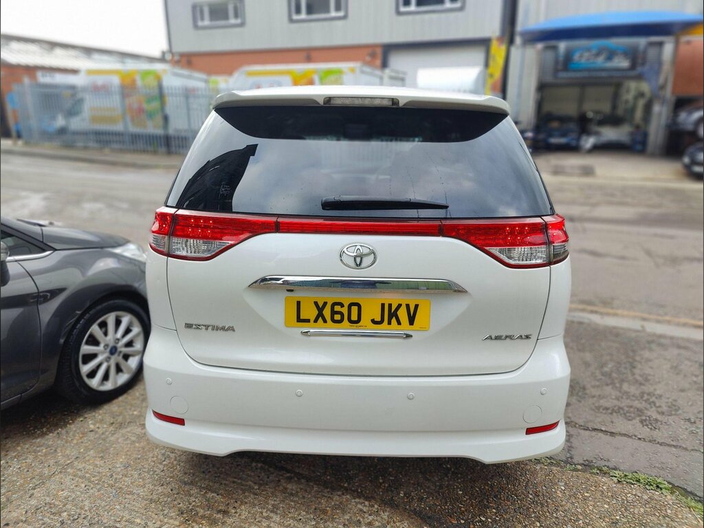 Toyota Estima 2.4 2Wd 7 Seater White #6