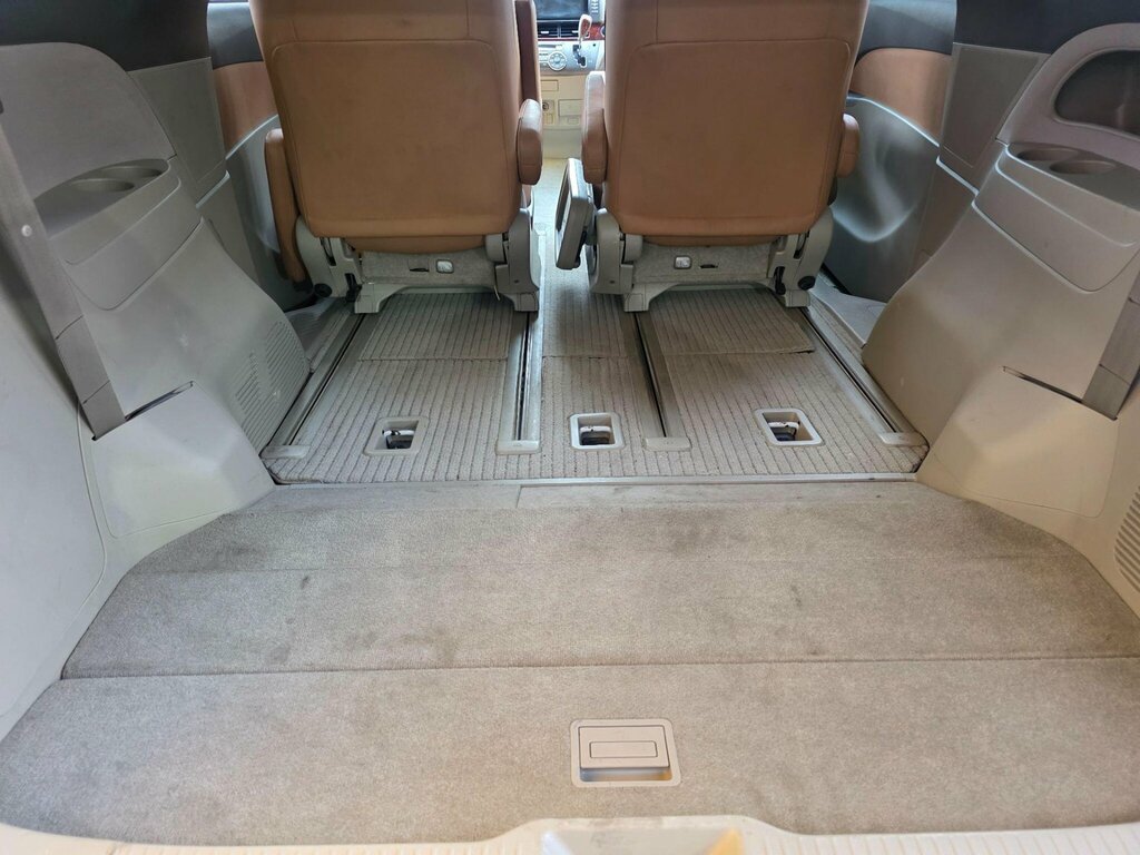 Toyota Estima 2.4 E-four X,ulez 2.4 White #19