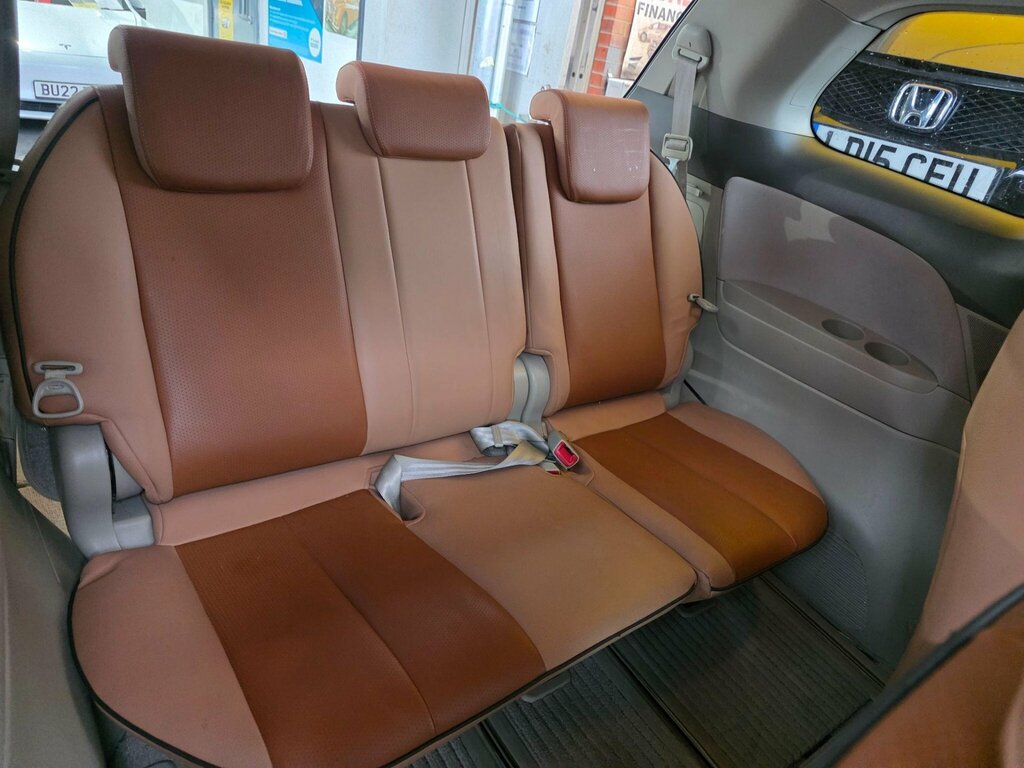 Toyota Estima 2.4 E-four X,ulez 2.4 White #15