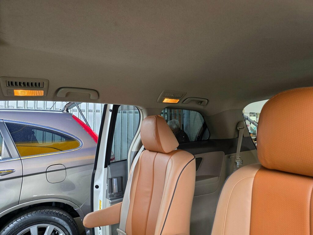 Toyota Estima 2.4 E-four X,ulez 2.4 White #51