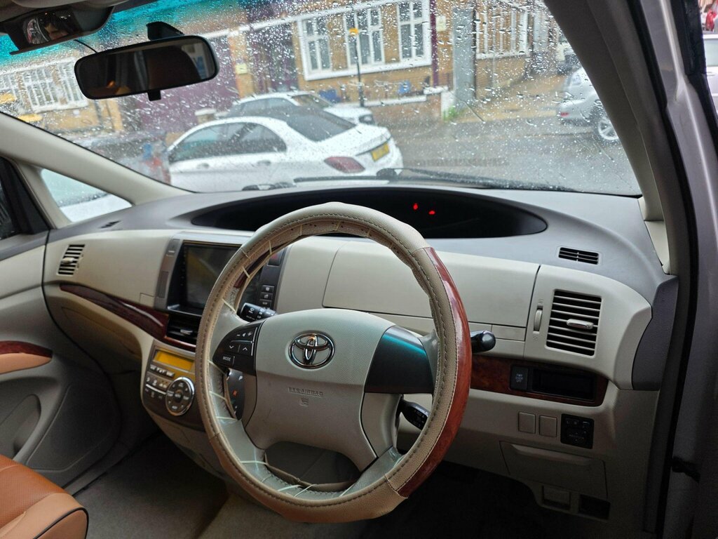 Toyota Estima 2.4 E-four X,ulez 2.4 White #32