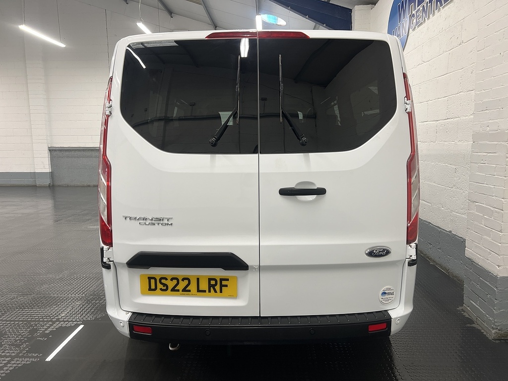 Ford Transit Custom Transit Custom 2.0 320 Ecoblue Trend Kombi L2 H1 E DS22LRF White #4