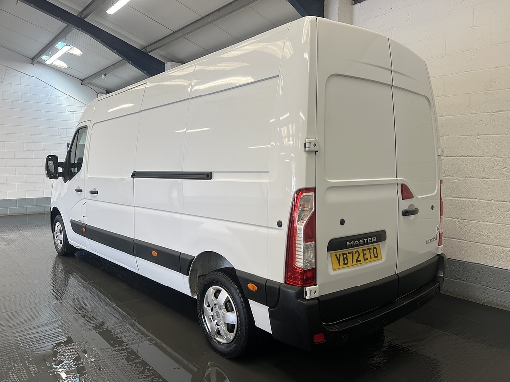 Renault Master Master 2.3 Dci 35 Business Fwd Lwb Medium Roof Eu YB72ETO White #3