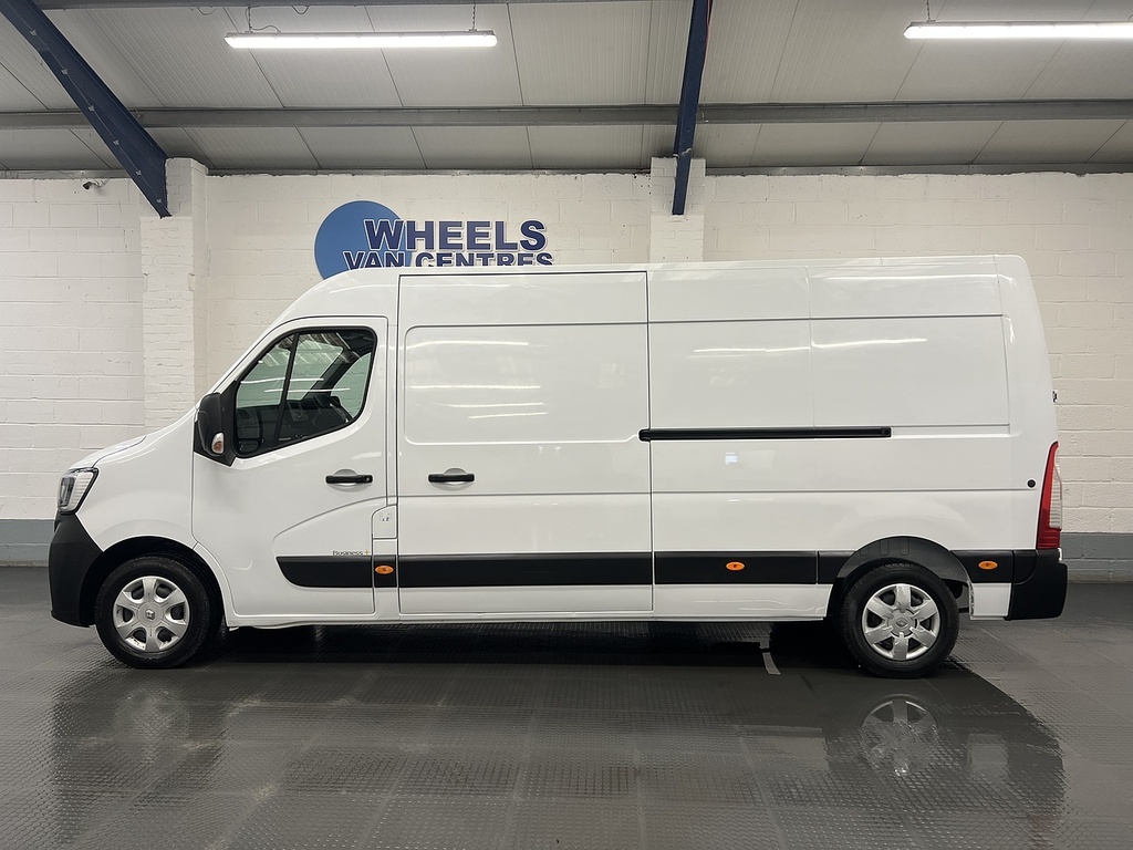Renault Master Master 2.3 Dci 35 Business Fwd Lwb Medium Roof Eu HK71DPF White #2