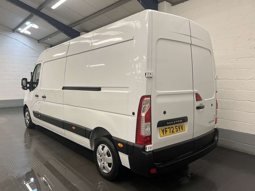 Renault Master Master 2.3 Dci 35 Business Fwd Lwb Medium Roof Eu YF72SYV White #3