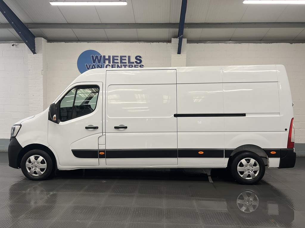 Renault Master Master 2.3 Dci 35 Business Fwd Lwb Medium Roof Eu YB72EUV White #2
