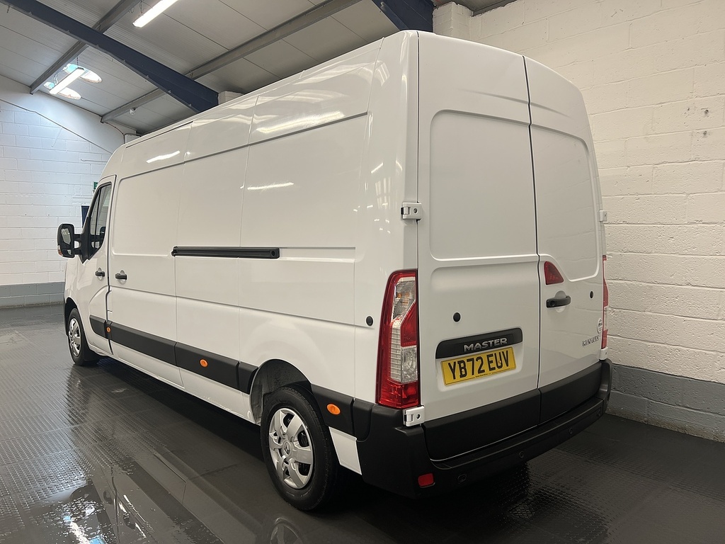 Renault Master Master 2.3 Dci 35 Business Fwd Lwb Medium Roof Eu YB72EUV White #3